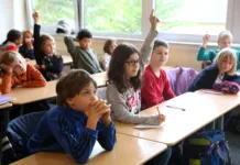 20-jähriges Bestehen der Interkulturellen Waldorfschule- Mannheim 20 Jahre Interkulturelle Walldorfschule Mannheim